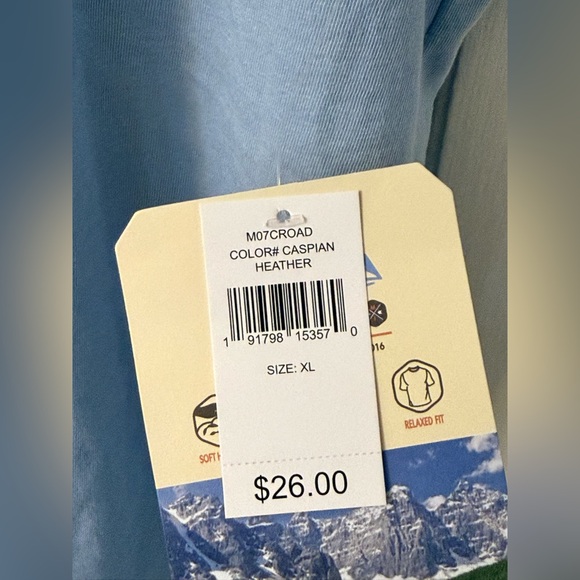 MOUNTAIN AND ISLES SHORT SLEEVE LIGHT BLUE GRAPHIC TSHIRT NWT - Picture 9 of 13